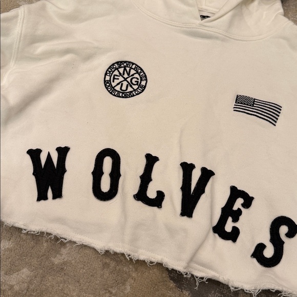 Darc Sport Cropped
Hoodie Sweater Size M - Picture 5 of 10